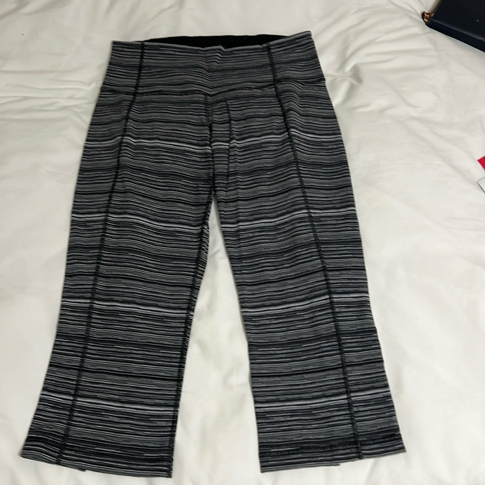 Lululemon capri leggings